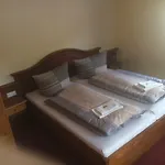 Restaurant & 